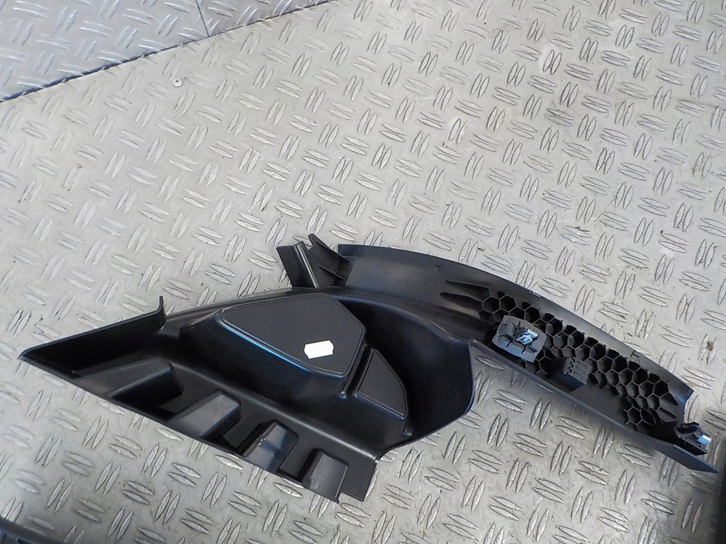 фото №4, Volvo xc40 17-21 1.5 молдинг поріг права