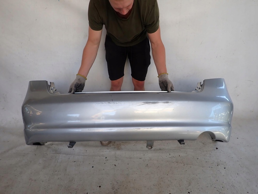 фото №1, Mitsubishi grandis 03-11 бампер задняя задний