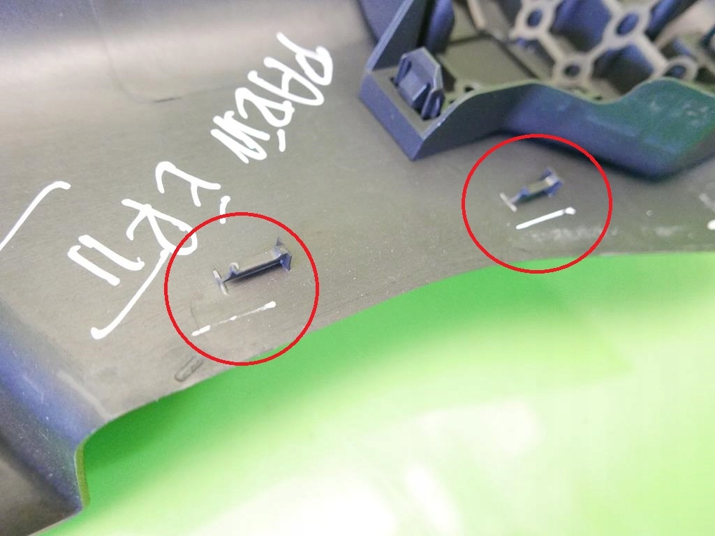 фото №11, Кронштейн обшивка багажник правый peugeot partner ii