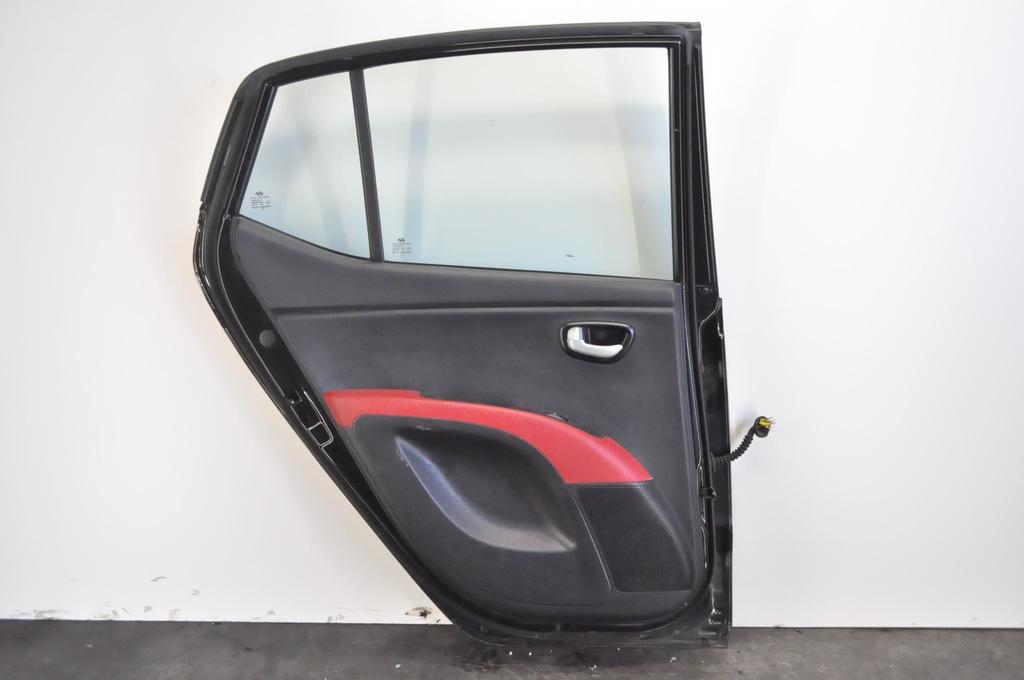 фото №3, Hyundai i10 дверь левый задняя задние hb 5d полный