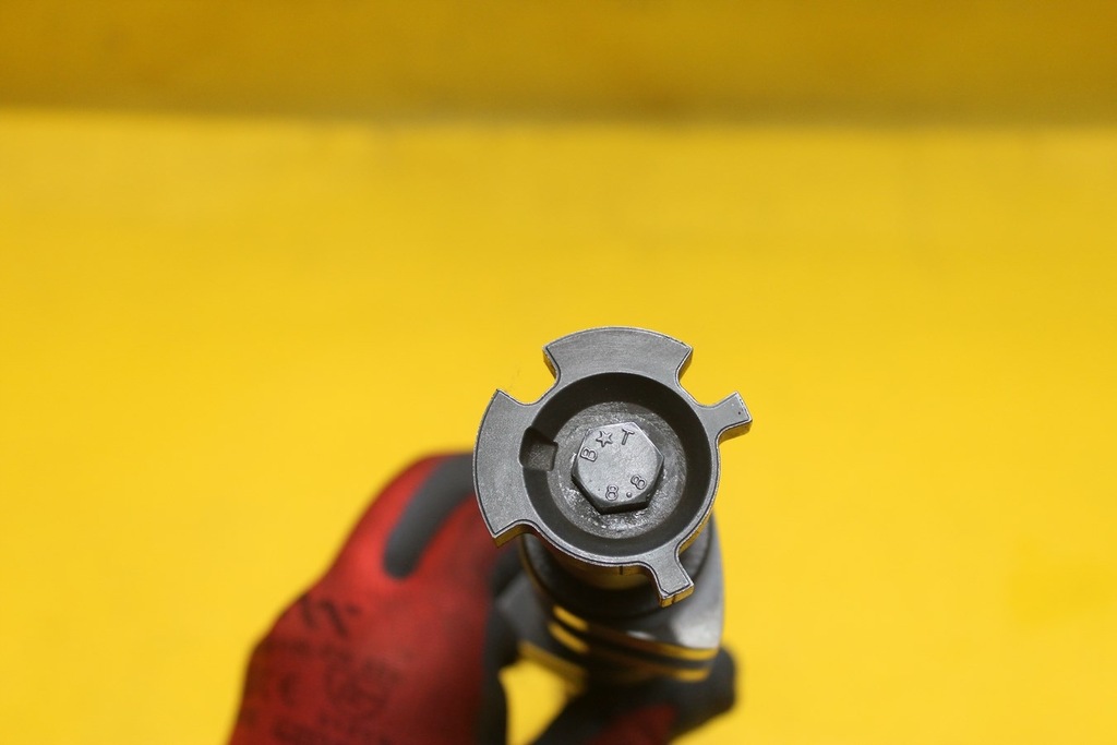 фото №8, Вал розподільного валу лівий випускний a8 d3 3.0 asn 2se