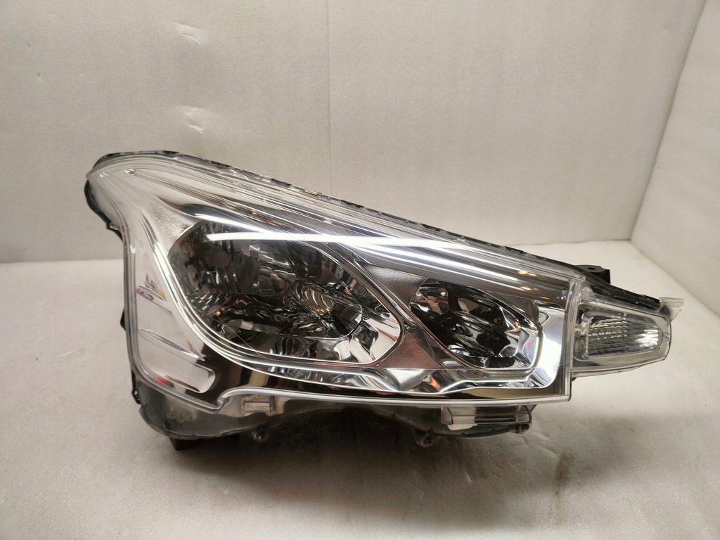 фото №1, Citroen c4 aircross лампа zw правый перед