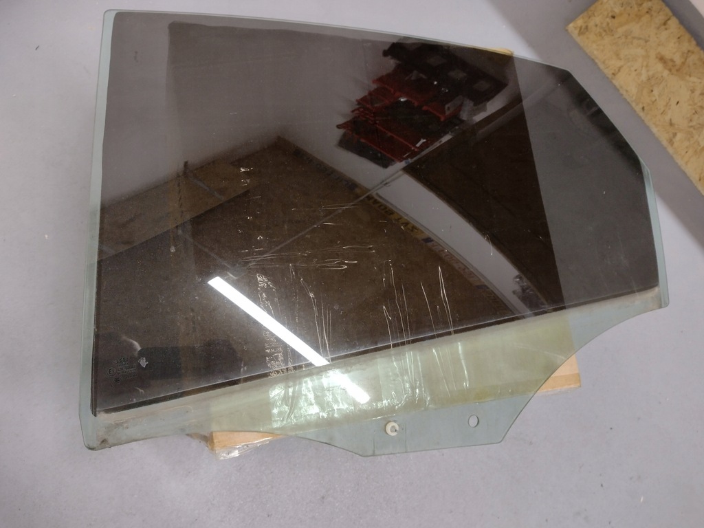 фото №1, Audi a6 c7 скло двері лівий задня sedan 2016r