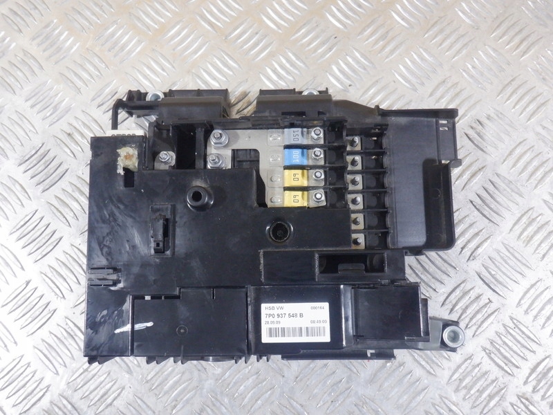 фото №2, Vw touareg 7p коробка предохранителей 7p0937548b