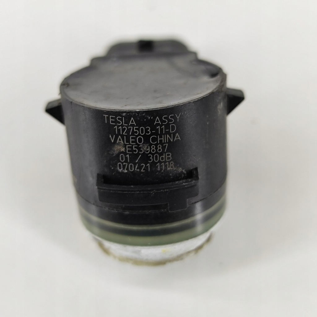 Tesla model 3 2021 с передний датчик парковки pdc с Разборки