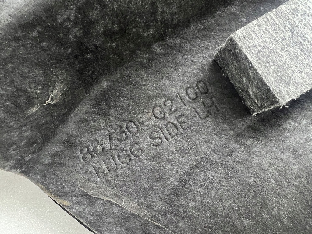 фото №10, Hyundai ioniq 2018 левая сторона обшивка / обивка / багажника