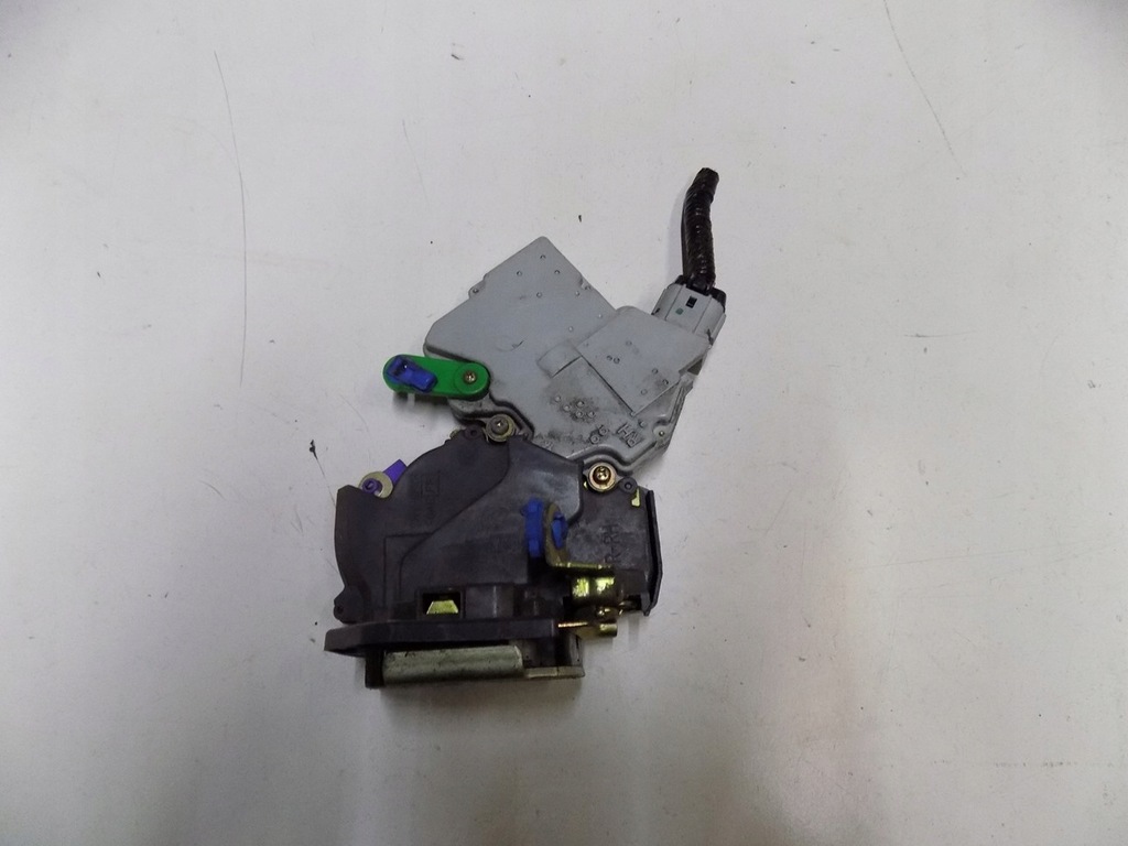 фото №7, Nissan x-trail t30 замок двері правий задня