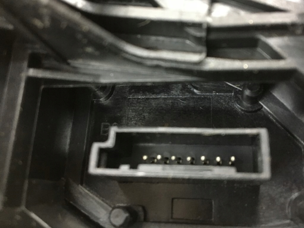 фото №10, Доводчик замок дверь левый передний 51217148475 do bmw 5 gt f07 lift 2013-2017