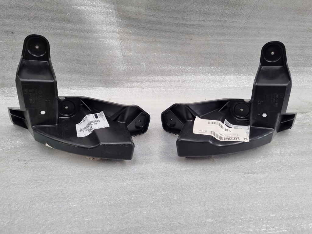 фото №1, Opel insignia b kombi задние кронштейн направляющая бампера l/r