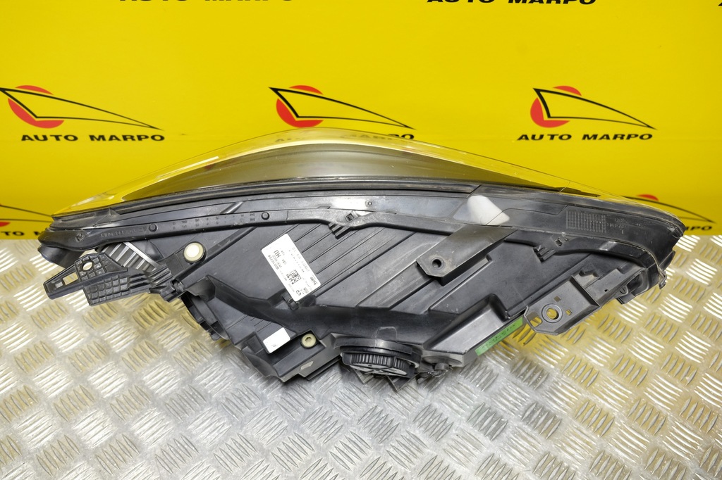 фото №10, Infiniti qx30 q30 2015- фара лампа обычная линзованная с led l usa