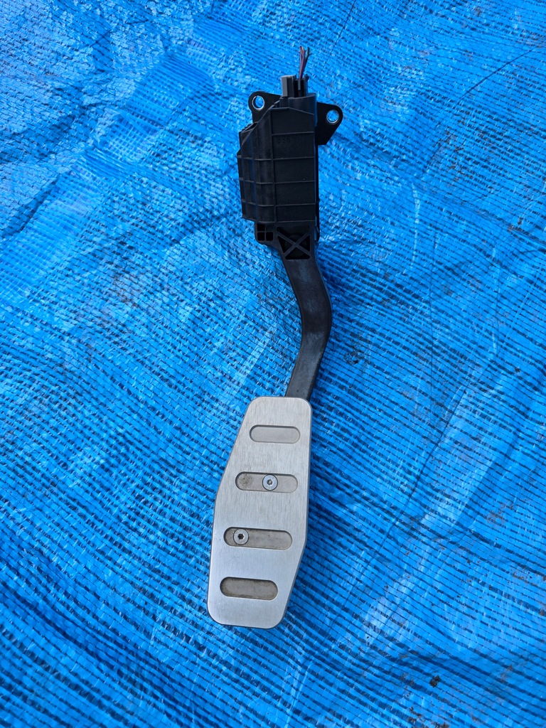 фото №1, Fiat 500 abarth педаль газа потенциометр 52082036018