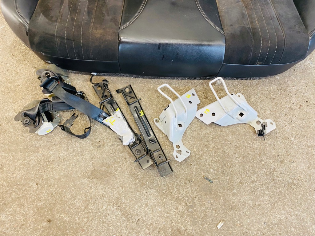 фото №14, Заднє сидіння ремені сидіння peugeot 308 ii t9 hb напівшкіра замша do фургон #193