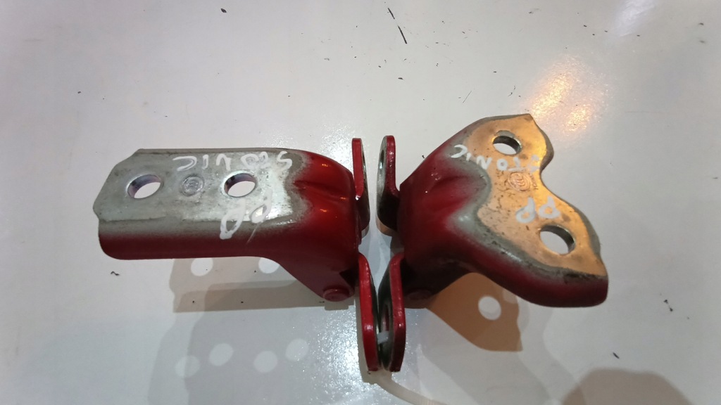 фото №1, Петлі двері перед правий stonic kpl