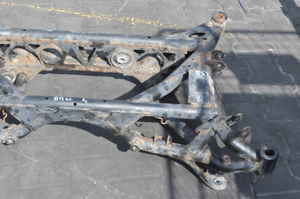 Bmw m3 f80 4 m4 f82 f83 m2 f87 підрамник підсилювач  підвіска задній 2284640 80tys Недорого
