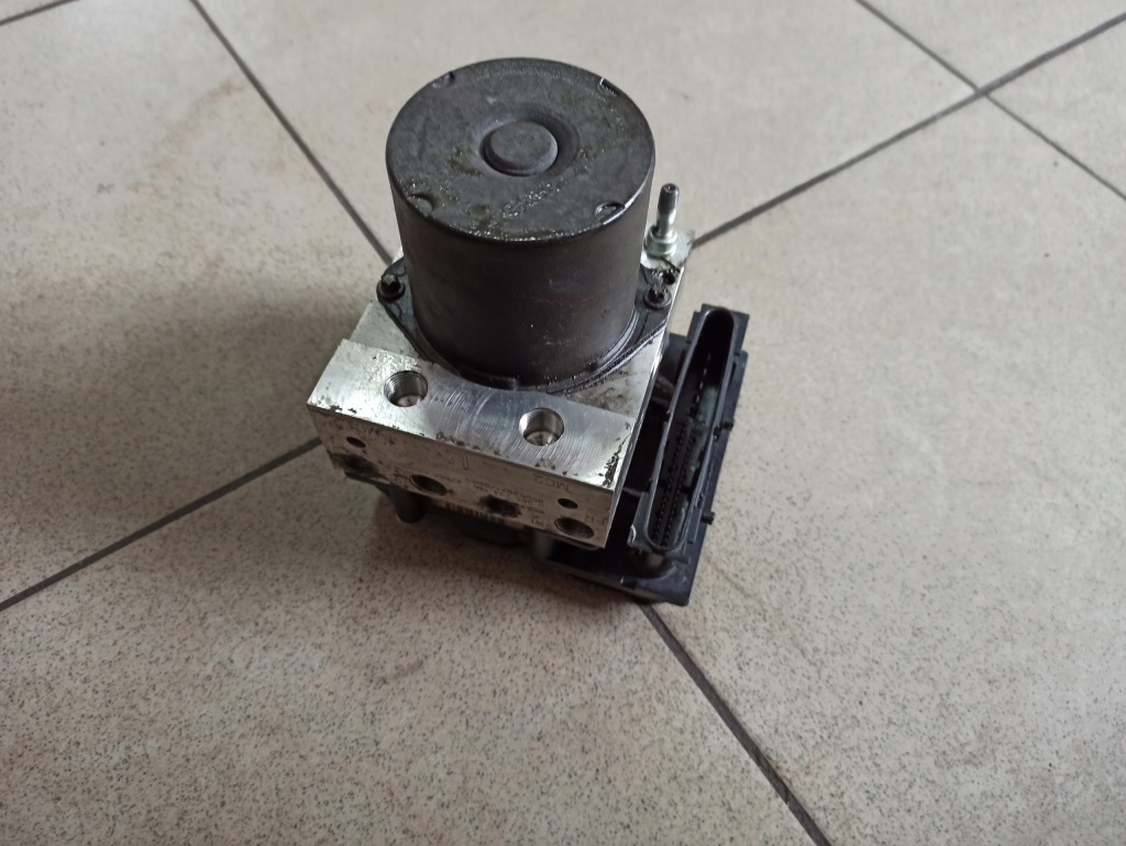 фото №1, Блок управления насос abs nissan primera p12 1.9 dci