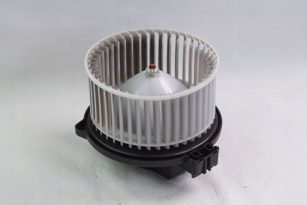 фото №1, Воздуходувка обдув subaru xv i 872700-6060