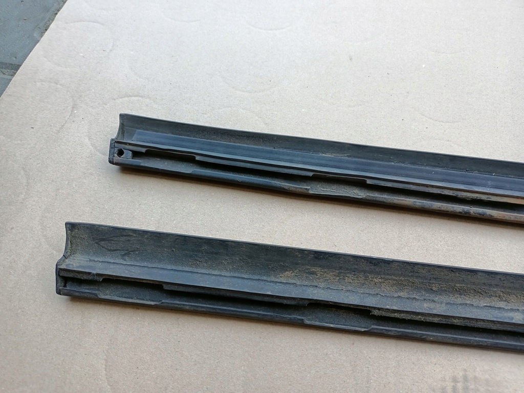 фото №5, Молдинг двері правий перед audi a3 8l 5d 8l4853960