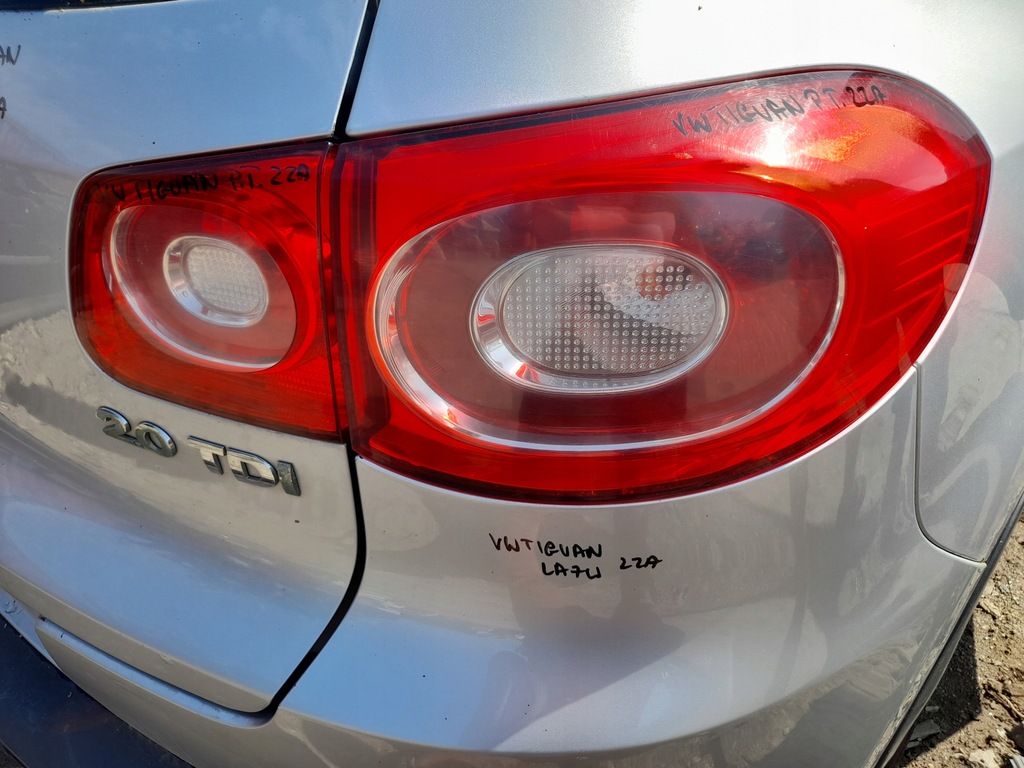 фото №7, Vw tiguan лампа правый задняя правая задняя крышка багажника крышка