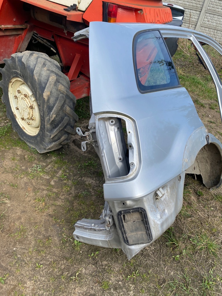 фото №2, Toyota rav4 ii 5d правый bok четверть порог 1d4