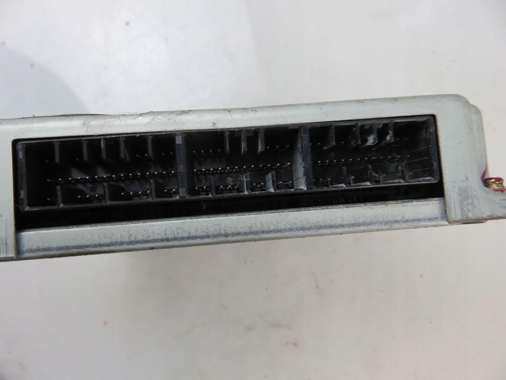 фото №6, Блок керування subaru legacy iii 2.5 awd 22611ag100