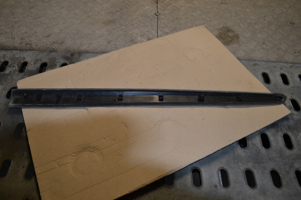 фото №4, Kia niro 2019 молдинг дверь левый перед 87721-g5000