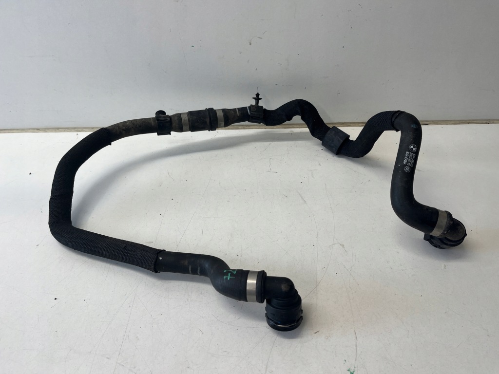 Купить Mini cooper f56 lci шланг труба пабтрубок  радиатора воды 8741783