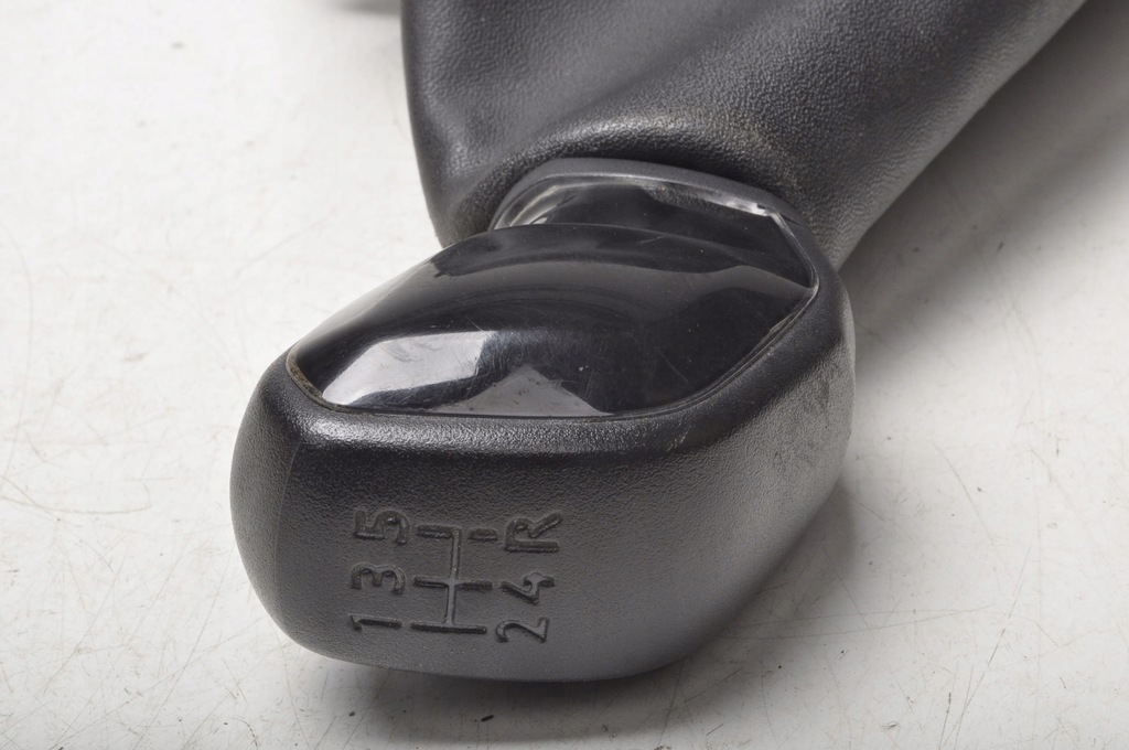 фото №7, Peugeot 2008 i чохол ручка перемикання передач