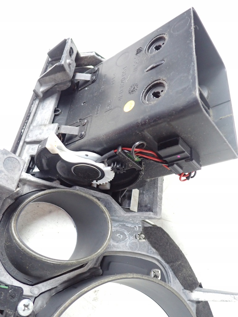 фото №12, Рамка dekor счетчиков приборы карбон audi a8 s8 d3 4e0820951 4e0820901