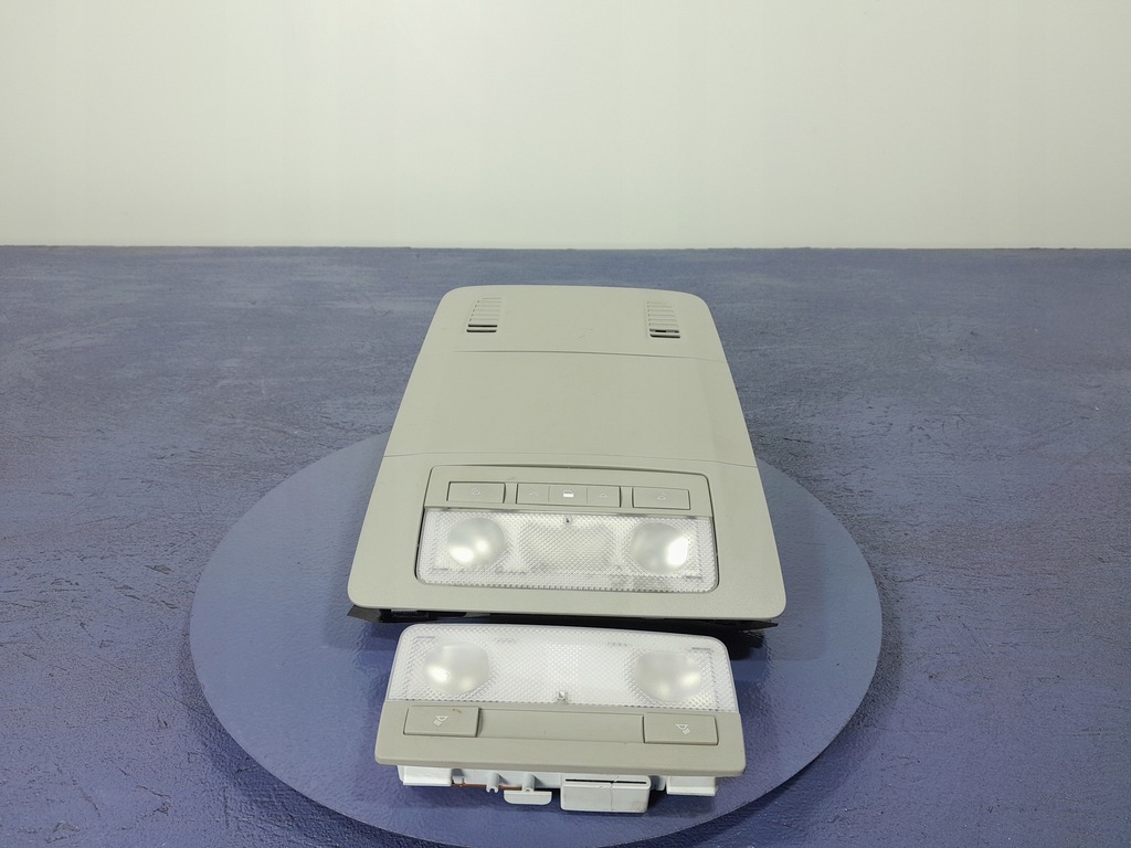 фото №1, Opel insignia a фонари потолочный освещение салона 2 szt 13251594