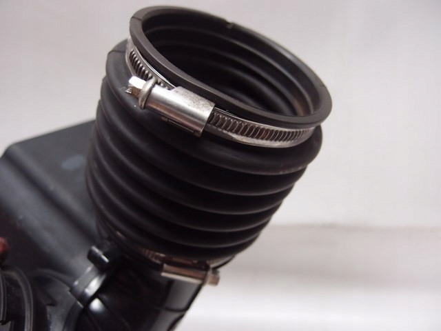 Патрубок шланг труба повітря bmw 4 f33 2.0 d Оригінал