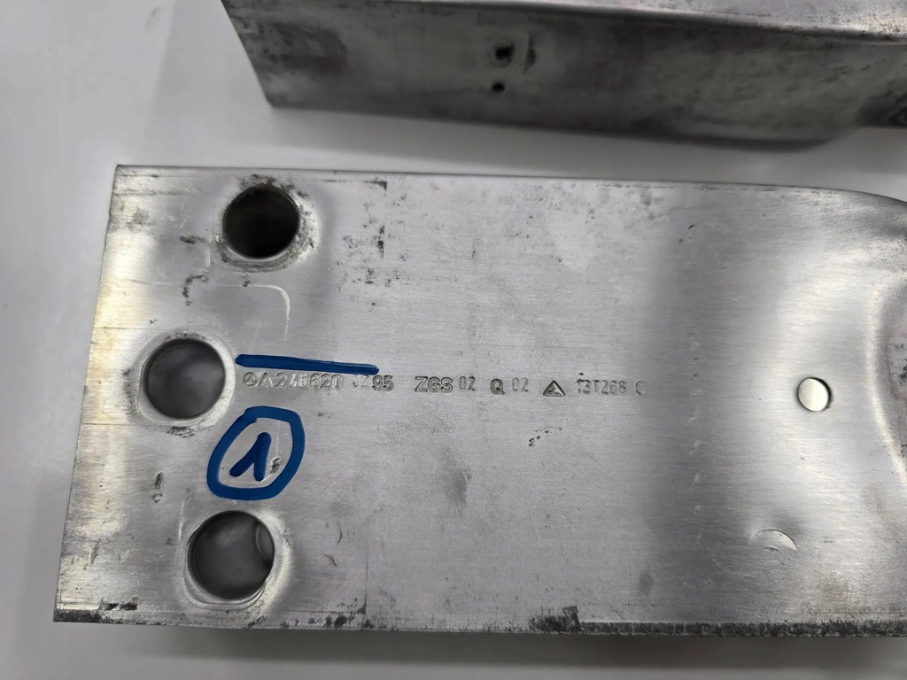 фото №6, Відбійник зона деформації кронштейн mercedes w117 w156 w246 w176 l+p