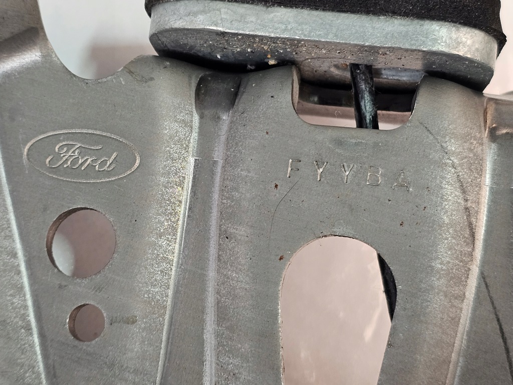 фото №6, Ford mustang 15 - гальмо ручний fr3c2780bk usa