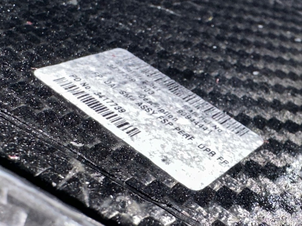 Mercedes benz g 6x6 карбон верхний спойлер панель крышный led a4638805203 Оригинал