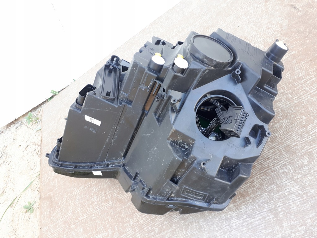 фото №11, Skoda karoq 18- лампа перед права передня 57b941016d europa