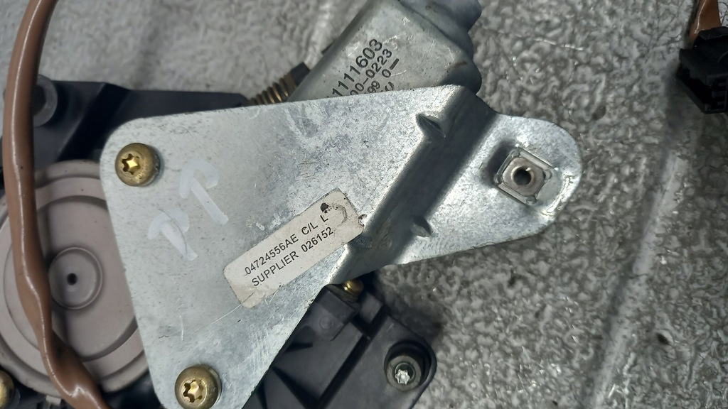 фото №4, Подъемник правый перед chrysler pt cruiser 01r