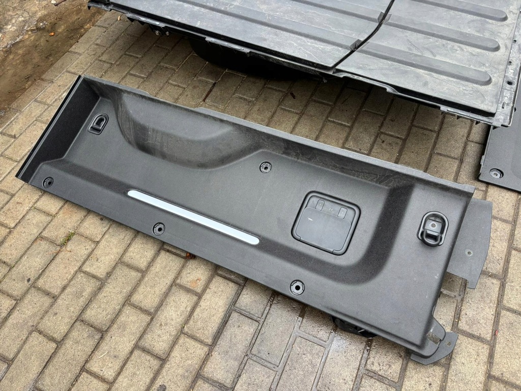 фото №7, Rivian r1t обшивка кузов борти підлога боки багажника комплект