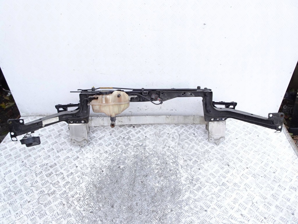 Ремень передний панель фары opel corsa e с Разборки