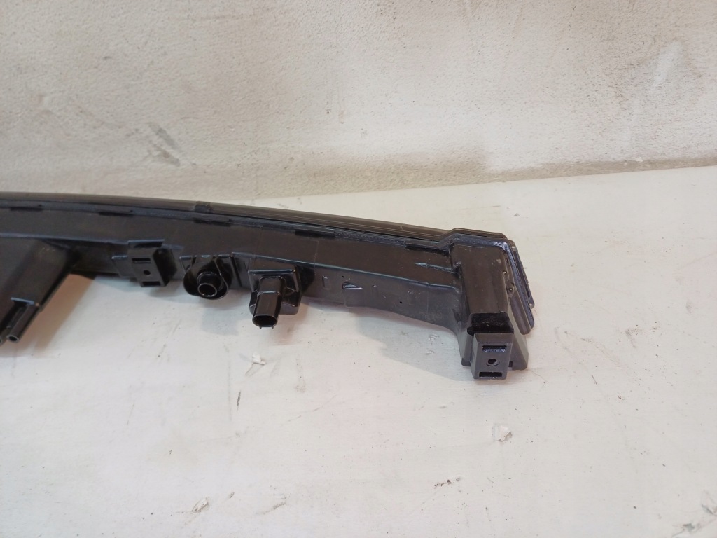 Лампа накладка средняя перед led передний mercedes-benz eqa w243 h243 21- с Разборки