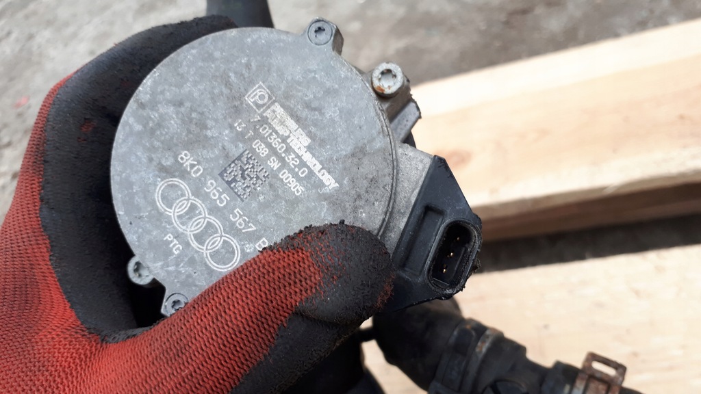 фото №8, S6 c7 4g a6 помпа wody 4.0 tfsi 8k0965567b s7 4g