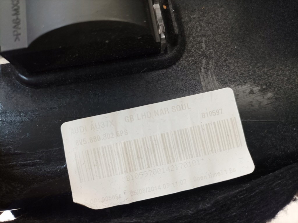 фото №6, Бардачок пасажира audi оригінальний номер 8v5880302