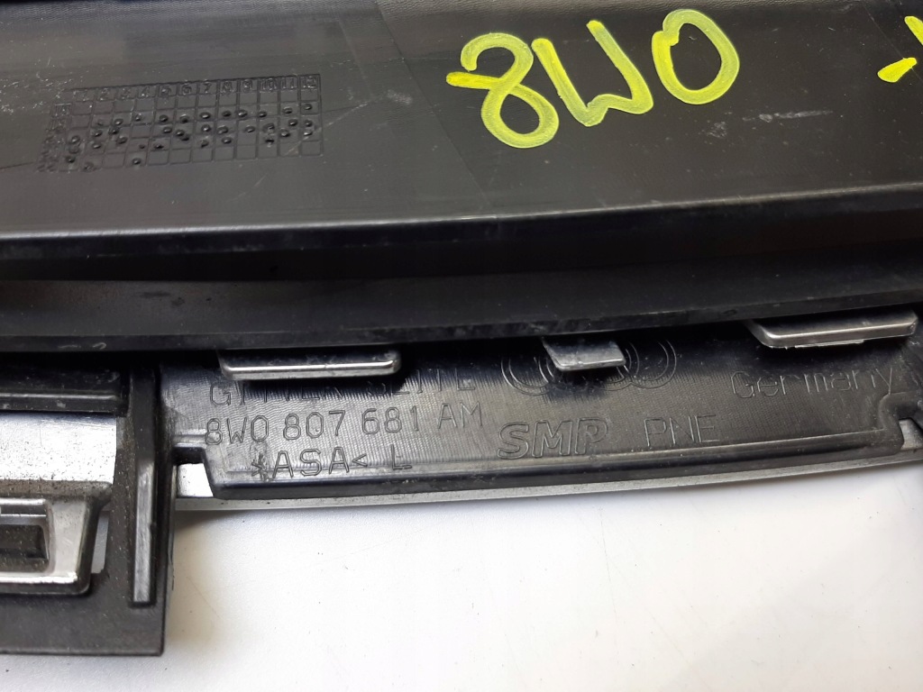 фото №7, Audi a4 s4 lift s-line 2016+ решітка радіатора бампера сторона ліва 8w0807681am