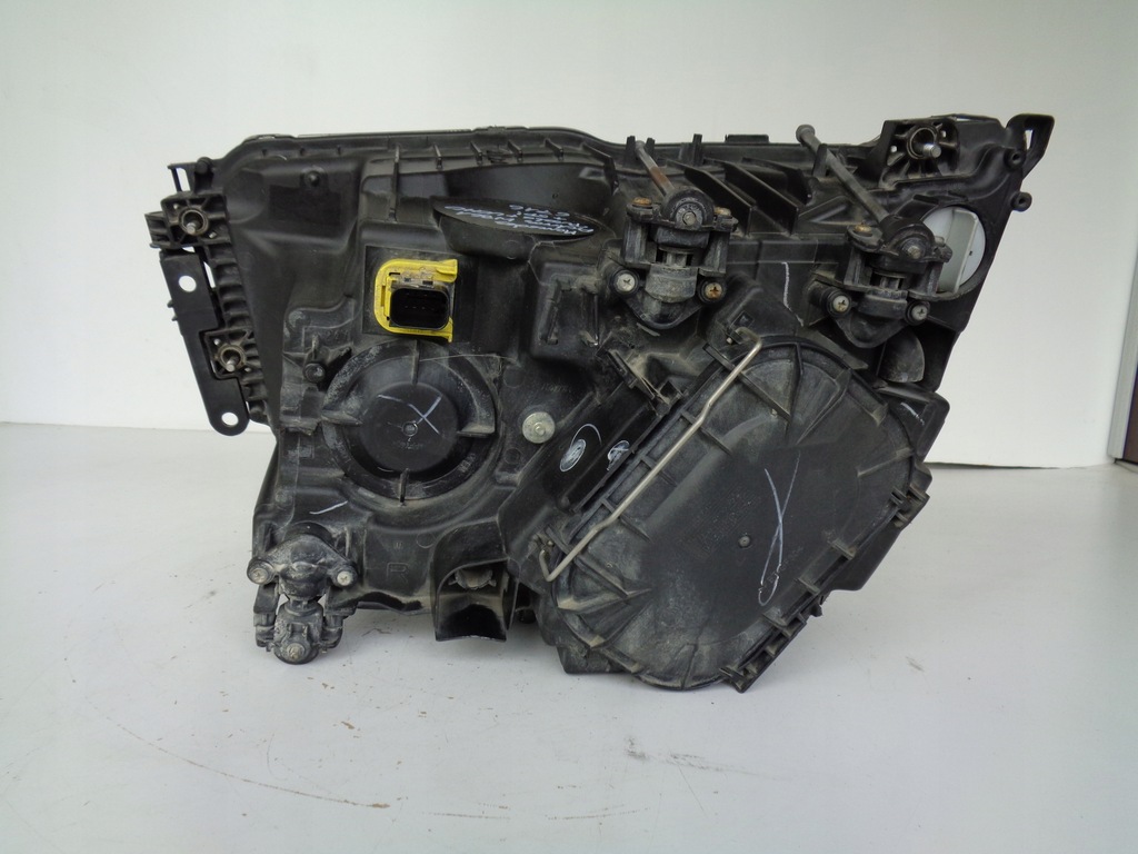 фото №5, Лампа правая фара mercedes actros mp4 w961