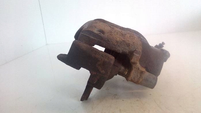 Суппорт тормозной правый перед fiat brava 1,2 b 99r. Киев