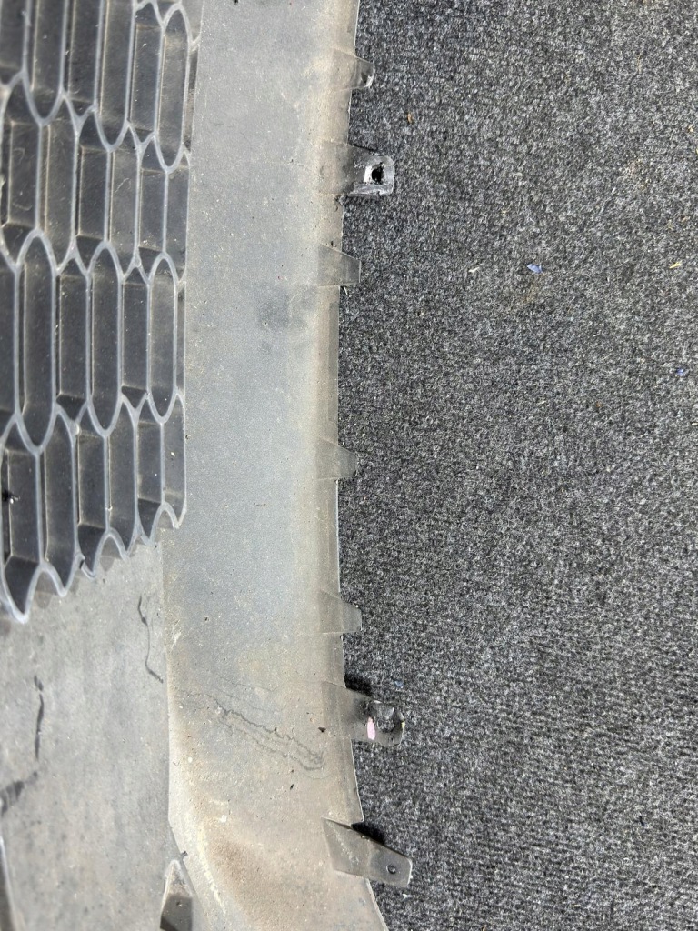 фото №9, Kia carens 4 iv 13-16r бампер + решітка перед передній 86511-a4000 org повний