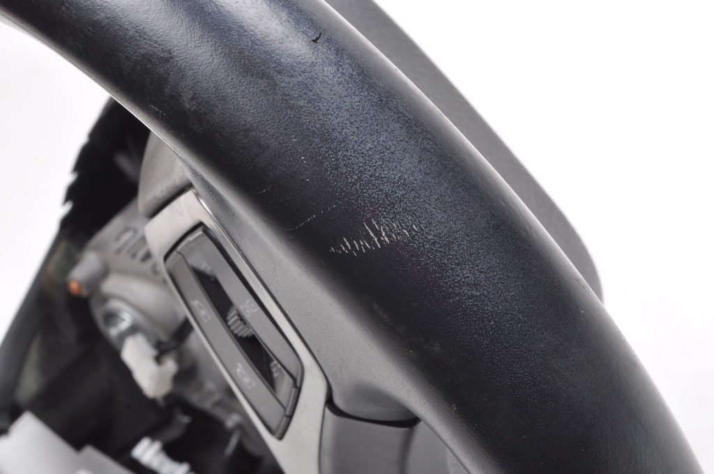 фото №13, Hyundai i40 повітропровід шкіряний 96790-3z100ry 56100-3232ry