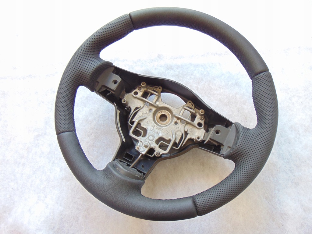 фото №7, Повітропровід toyota corolla e12 lift- nowa шкіра