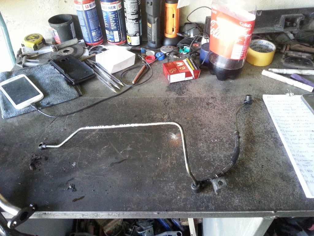 фото №1, Ford mondeo mk3 2.0 tdci - трубка шланг turbo