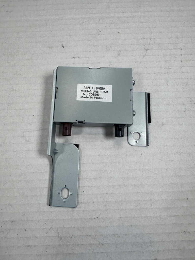 фото №1, Qashqai j11 підсилювач антенний 282b1hv00a