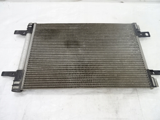 фото №8, Peugeot 308 ii t9 1.6 blue hdi радиатор кондиционера 9816746580