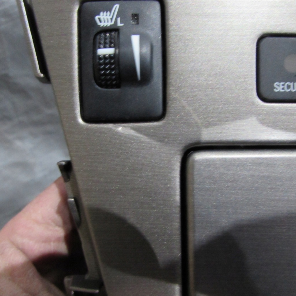 фото №4, Пепельница перед toyota avensis iii t27